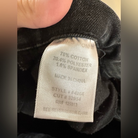 Flying Monkey Distressed Jean - Picture 5 of 6